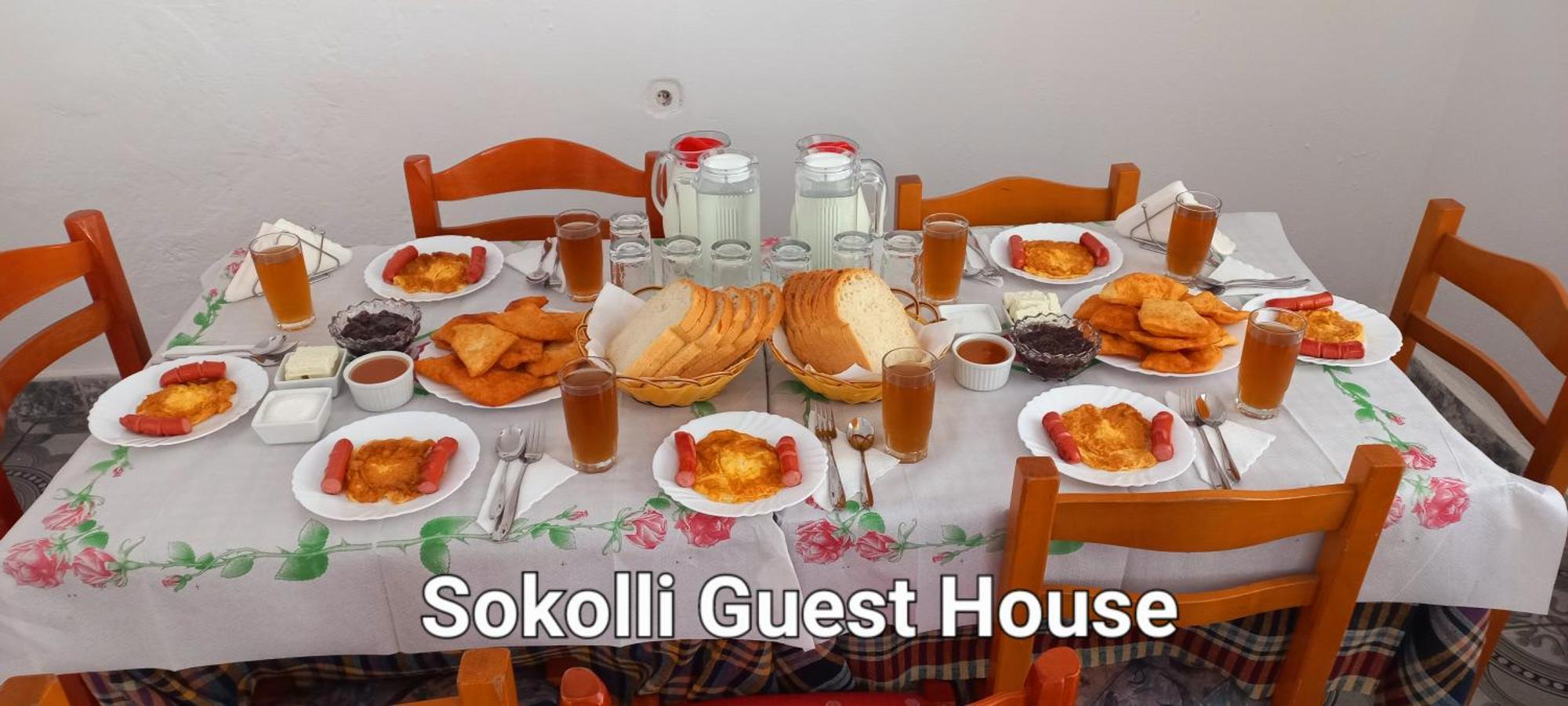 Sokolli Guest House ジロカストラ エクステリア 写真